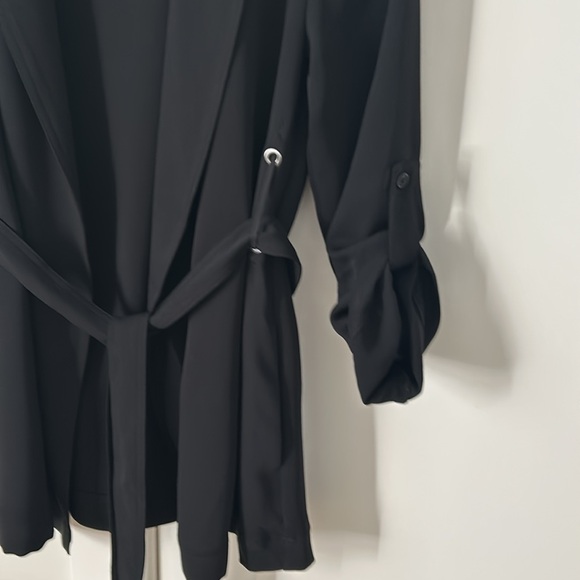 Babaton Kahlo Robe - Picture 4 of 6